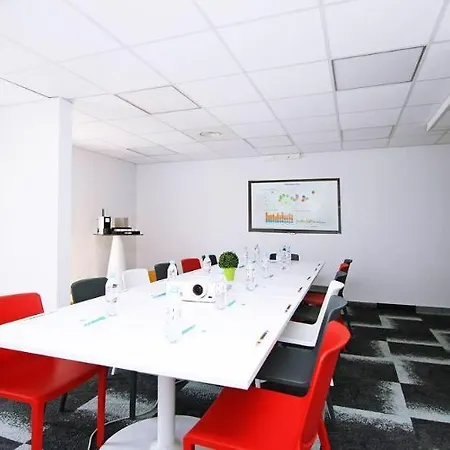 Ibis Styles Labege Hotel